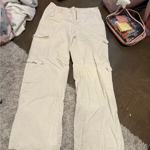 Women’s Edikted Cream Cargo Pants